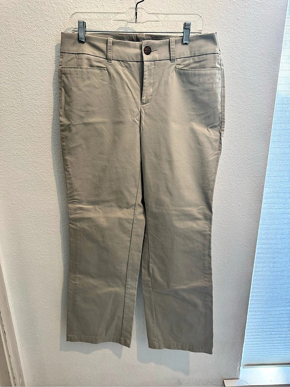 Dockers women’s Cotton Chinos in Beige Size US 10 M